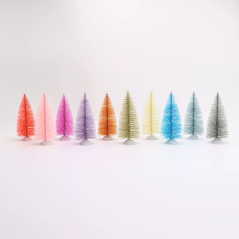 跨境圣诞松针沾白迷你圣诞树彩色圣诞小树瓶刷树圣诞节摆件造景配