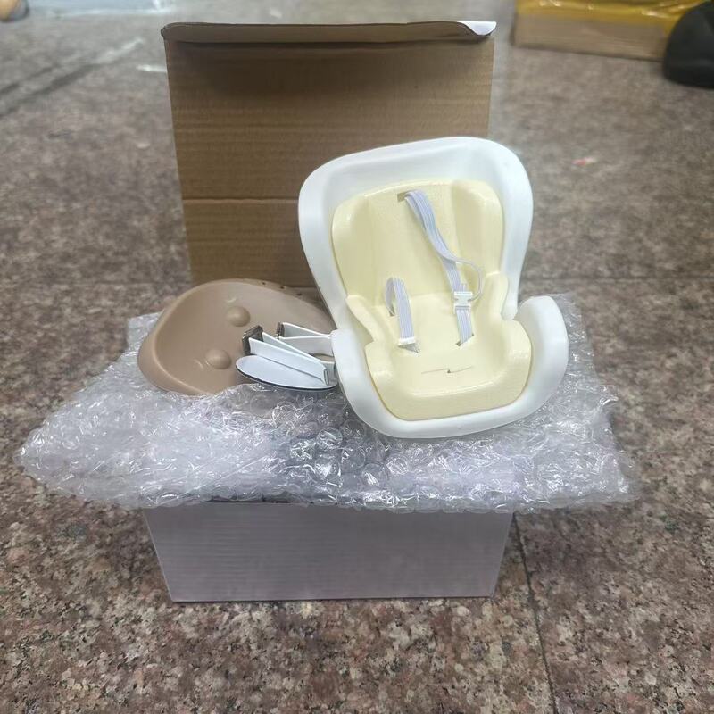 Labubu カーシート セーフティシート アロマセラピー エアコン吹き出し口に適応 かわいい車の装飾品 ペンダント人形|undefined