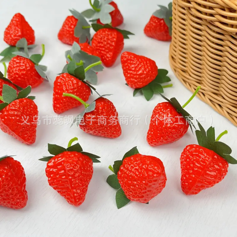 Simulation Strawberry Vegetable Model with Strawberry Food