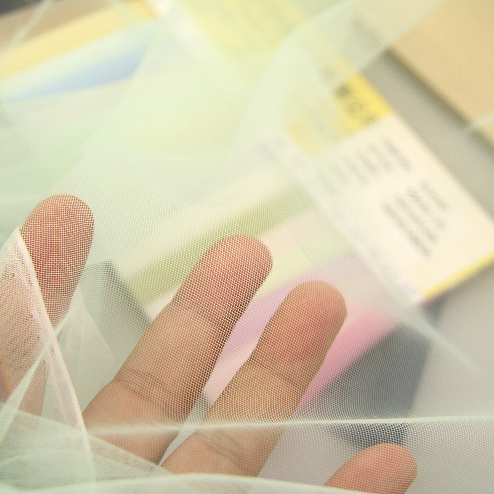 62A美国网布 柔软小四角婚纱网眼布 锦纶网纱布面料 蓬蓬裙网纱