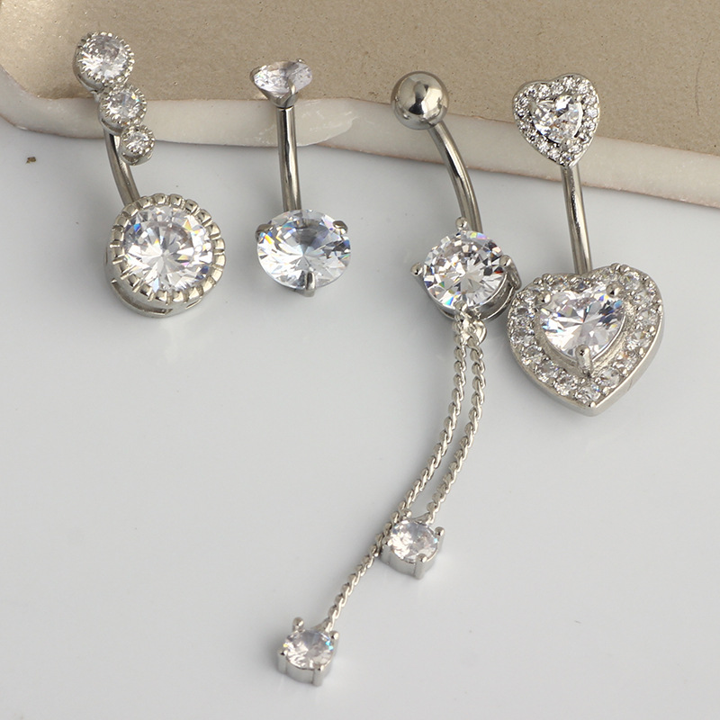 16G labret stud size and finish detail