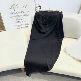 连衣裙;时尚休闲套装;女式针织衫