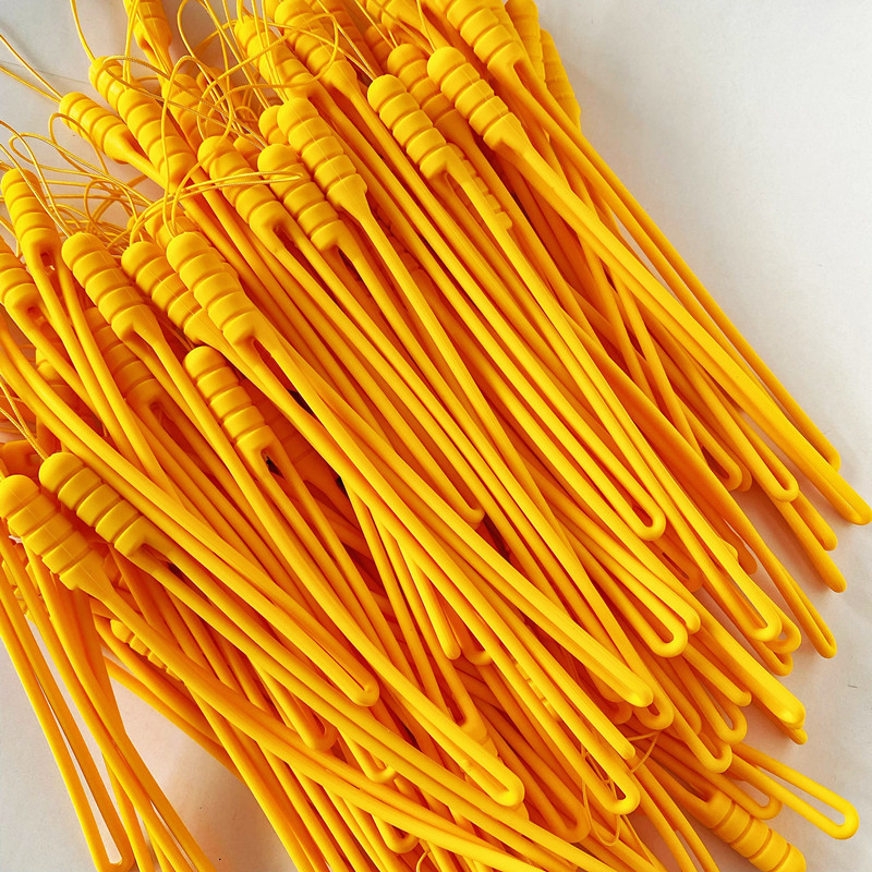 En stock al por mayor de teléfono móvil lanyard Speaker U disco auricular caja taza de agua Cordón de silicona líquida corta cuerda de mano de ventilador pequeño