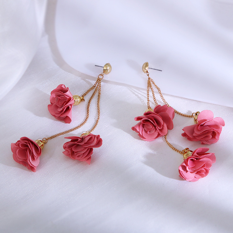 1 Pair Retro Flower Cloth Metal Handmade Women's Drop Earrings display picture 4