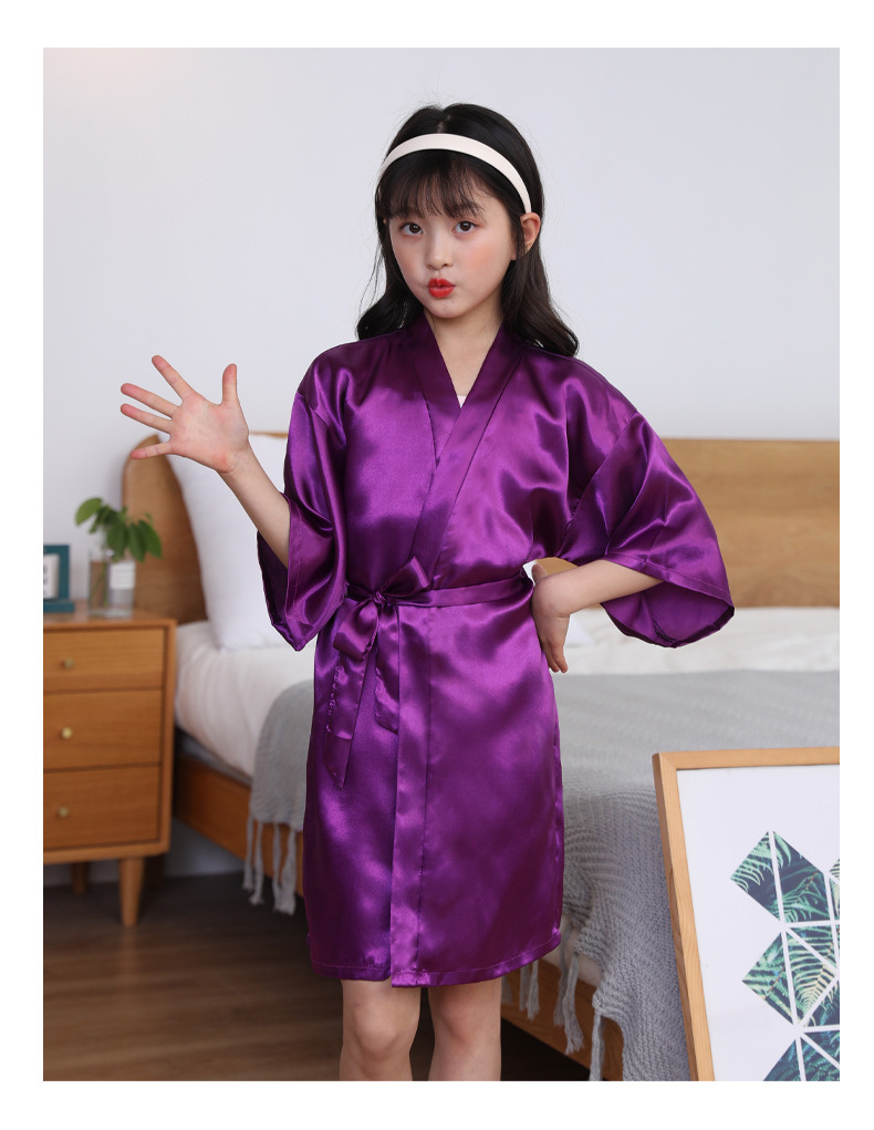 GraceChic Kinder-Sommernachthemd, neuer europäischer und amerikanischer Stil, einfarbiger, mittellanger Satin-Bademantel für Mädchen_voghion.com