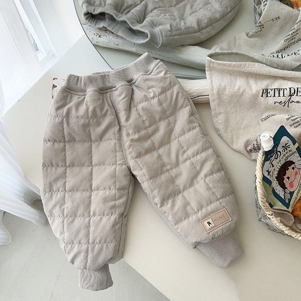 Ropa para niños coreanos dibujos animados de invierno ropa de salida cómoda y cálida ropa de algodón con capucha para niños