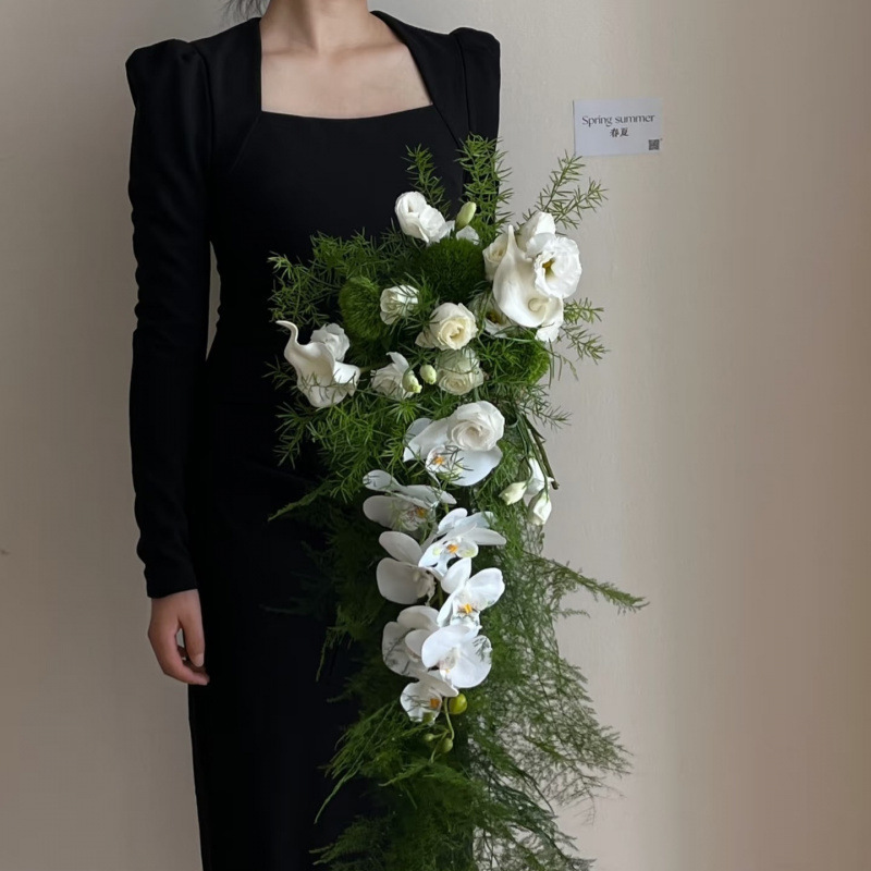 感瀑布花手捧花婚礼新娘影楼摄影道具情侣手持领证花束|undefined