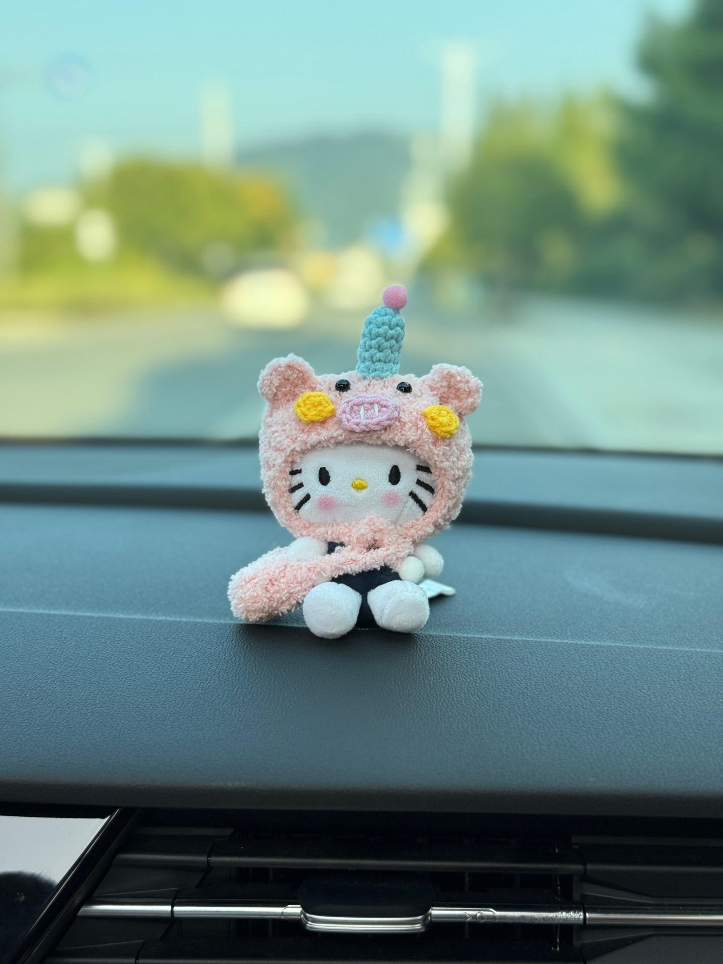 Cartoon Plush Cute Doll Car Ornaments 2025 New Car Dashboard Center Console Car Interior Decorations