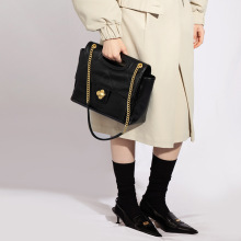 朰Ůʿţ͹Ƥ߼С|μб