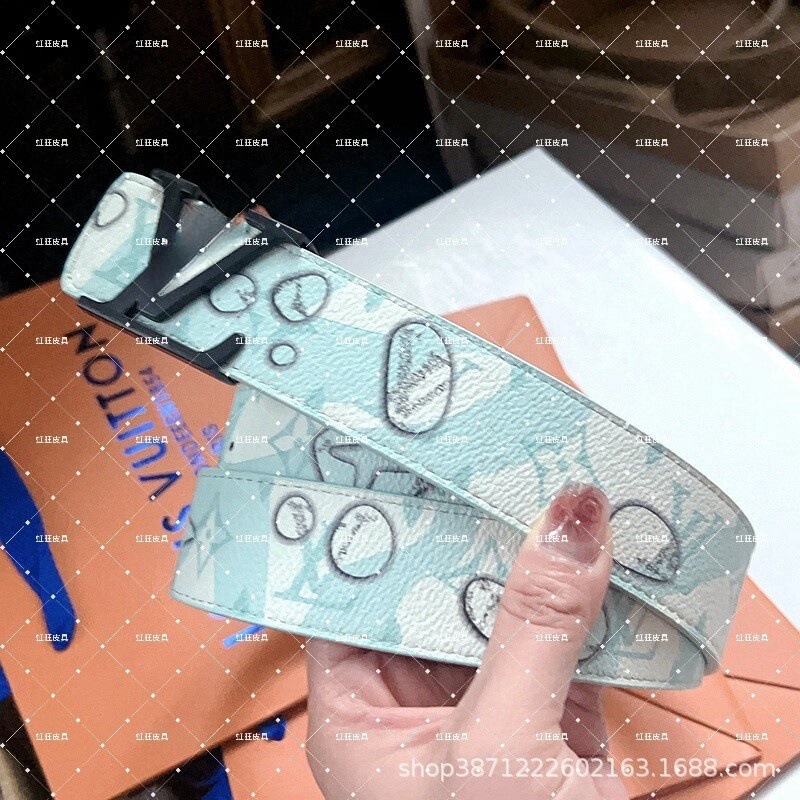 新款时尚男士商务休闲百搭字母涂鸦平滑扣腰带牛仔裤潮流网红|undefined