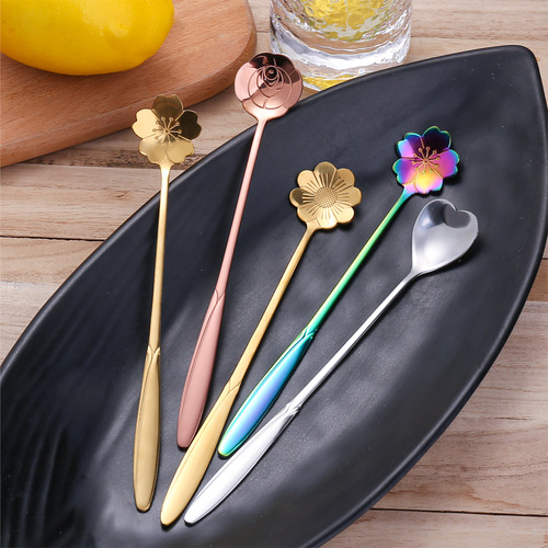 W creative stainless steel long handle golden flower-shaped spoon mixing spoon cherry blossom heart-shaped spoon rose spoon gold-plated logo