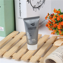 �Ƶ�һ����ϴ�lˮ��ԡ¶ܛ�� ӡ�ֲʹ�ĥɰ���wܛ��