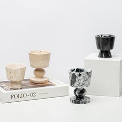 現代の軽豪華な寂風大理石の香薫は寝室のレストランの見本室の柔らかい装飾品の燭台の家庭の装飾品を並べます。