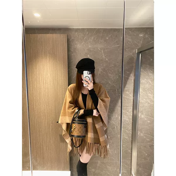 Retro Imitation Cashmere Shawl for Women, New Autumn and Winter Korean Style Warm Scarf with a High-End Feel, Tassel Cape