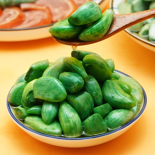 Taste people's authentic jade Laba garlic Shandong green garlic sugar garlic commercial food wholesale 400g/bottle