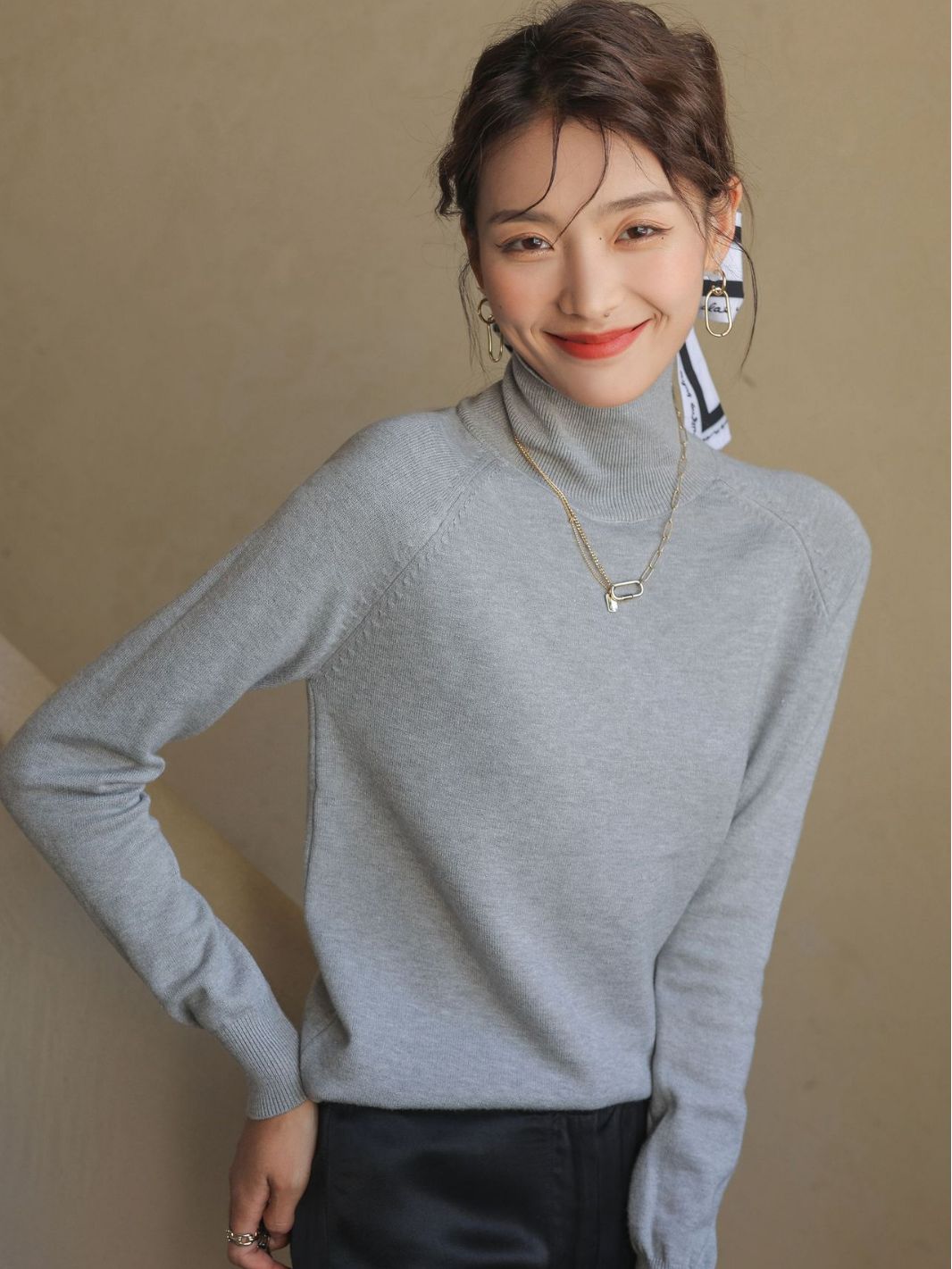 Suéter de punto con cuello medio alto, versátil, corte ajustado, para primavera, otoño e invierno, estilo nuevo 2026, manga larga, capa base elegante para mujer image 6