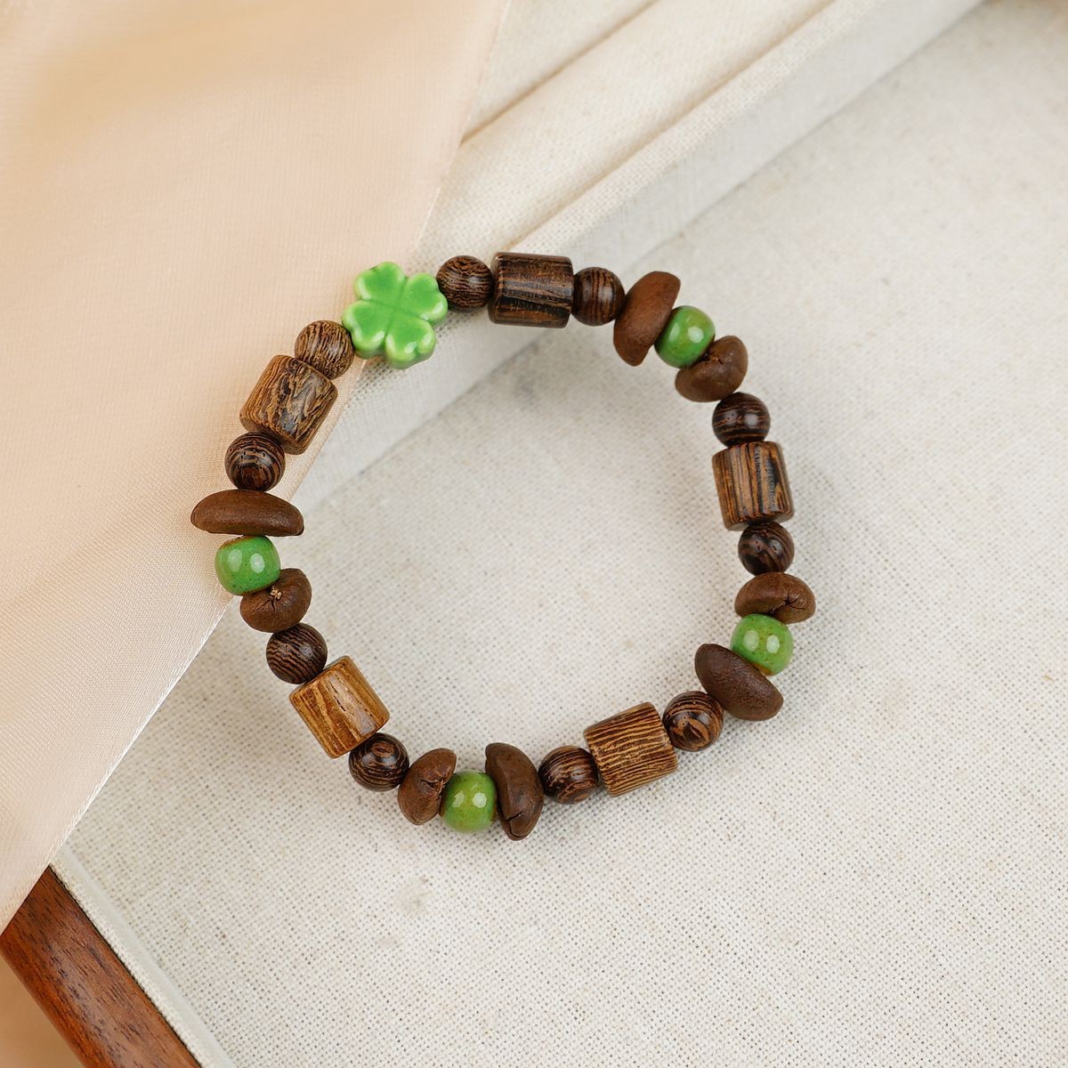 Jingdezhen pulsera de cerámica de verano mujer alta sensación galletas serie de gatos nicho diseño universal pulsera alta sensación