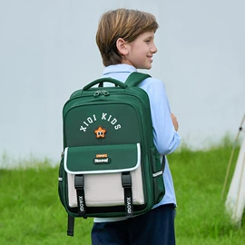 小学书包;中大学生书包;商务背包