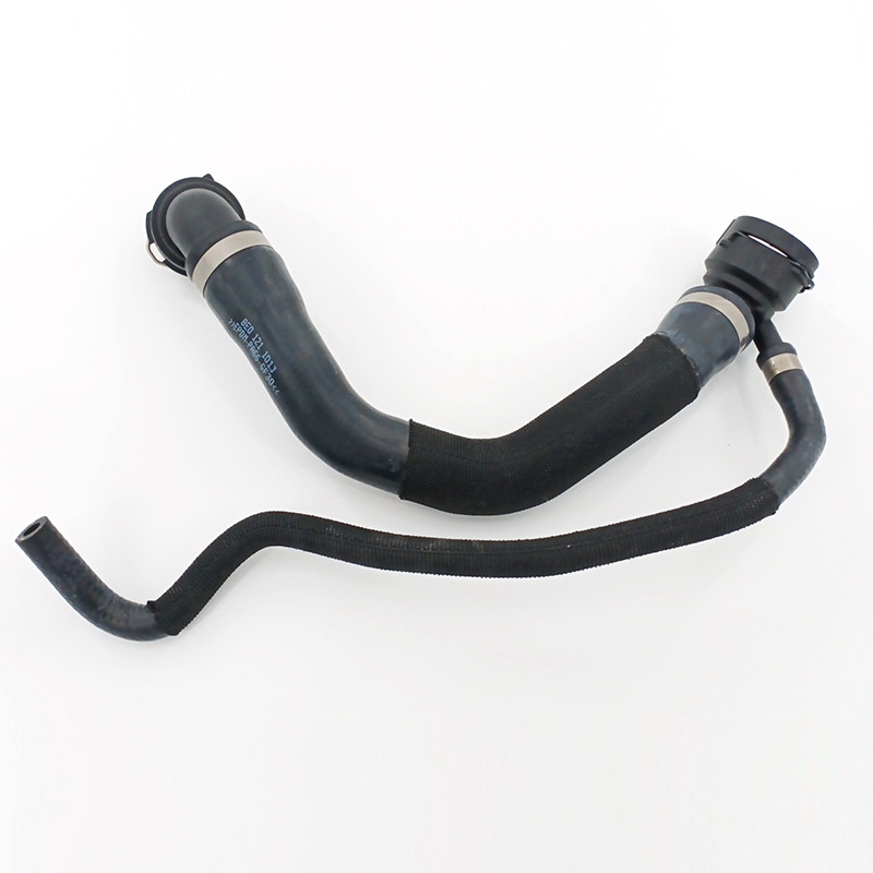 Water Tank Connection Pipe 8E0121101J Water Pipe 122635 Suitable for Automotive Parts Water Pump Connection Water Pipe