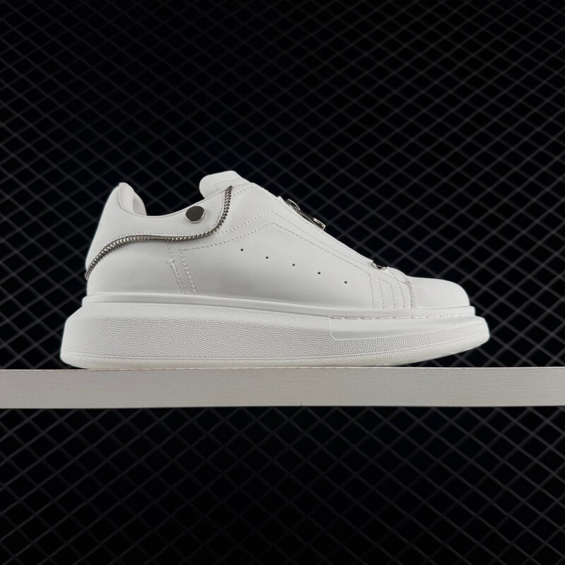 Mcqueen Alexander Mcqueen Mcq Women's Sports White Sneakers with Thick Soles and Height-Increasing Features Mcqueen Alexander Mcqueen Mcq Women's Sports White Sneakers with Thick Soles and Height-Increasing Features