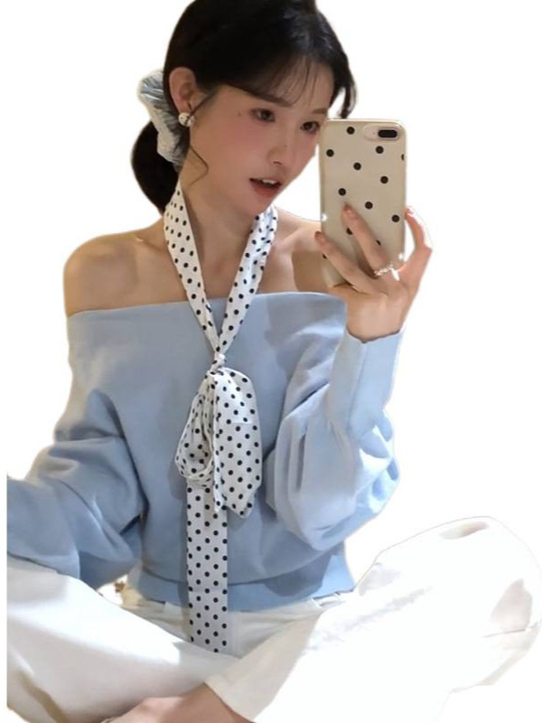 法式浅蓝色一字肩针织衫女秋冬新款设计感外搭长袖上衣薄款毛衣|undefined
