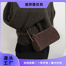 2025新款小众高级简约时尚单肩斜挎磨砂PU笔筒复古圆筒女包小包包