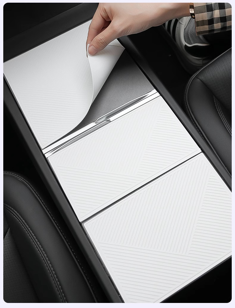Suitable for Tesla's New Version Model 3/Y Center Console Film Silicone Mat Interior Modification Accessories Anti-Slip