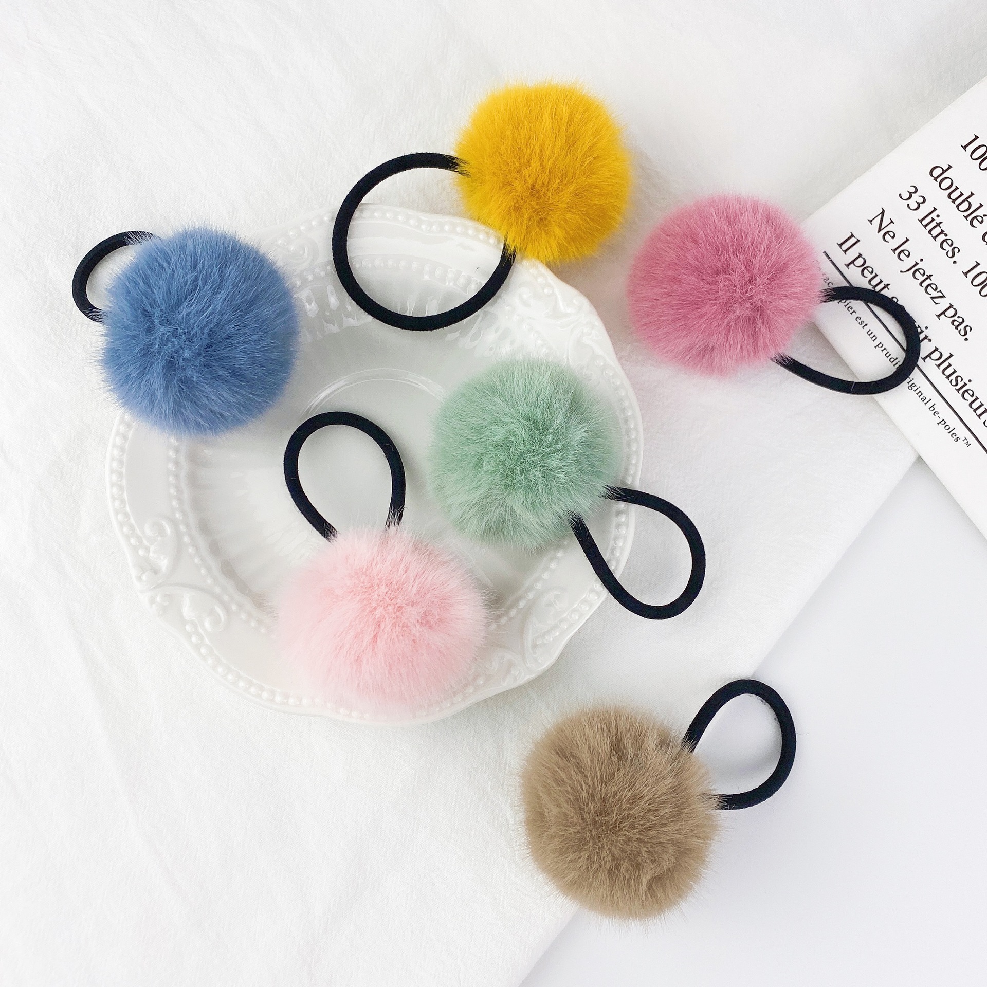 Simple Fashion Cute Wild Plush Hair Ring Set display picture 2