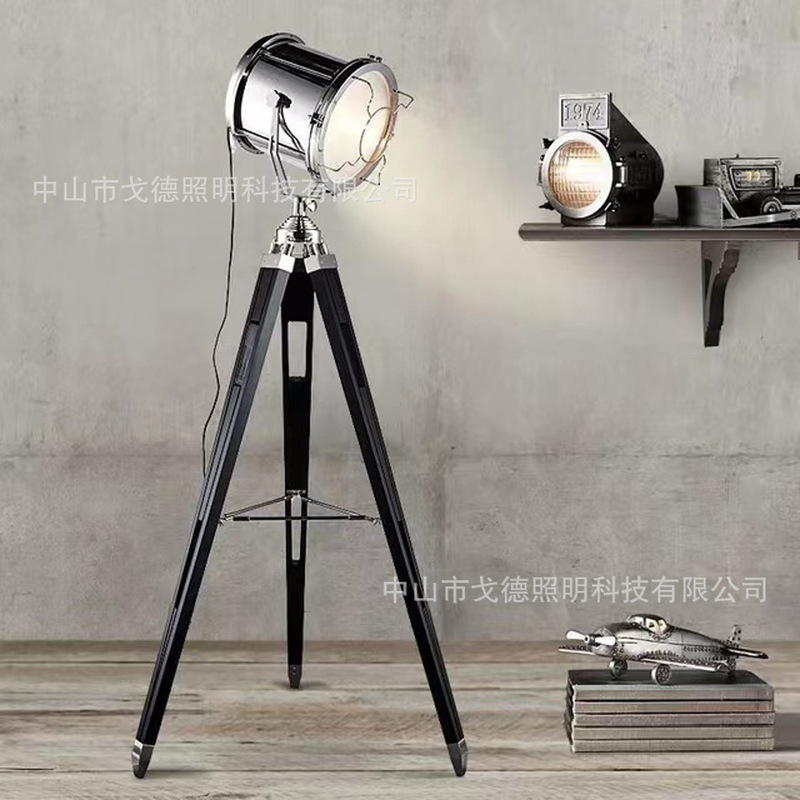 Internet Red Creative Simple Living Room Floor Lamp Studio Photograph Live Light Tripod Floor Lamp Table Lamp Chandelier