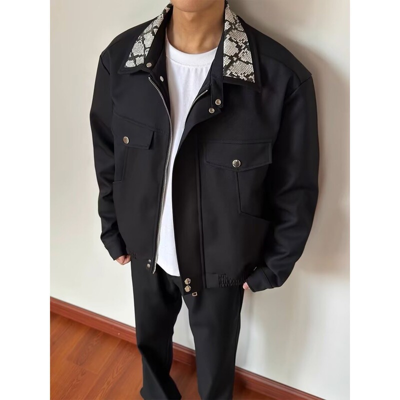 Casual Jacket, Autumn Trendy Niche Design with Metal Buckle, Men's Short Workwear Jacket with a Cool and Stylish Look, Versatile for Hairstylists