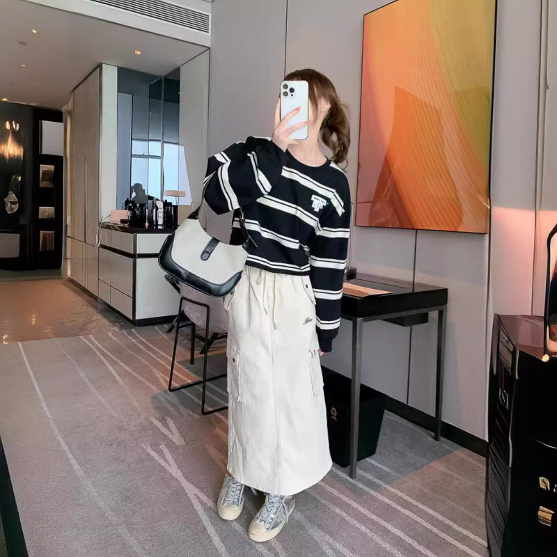 Ader Skirt Women's Niche Elegant Slimming Look Casual Workwear Straight Trendy Skirt