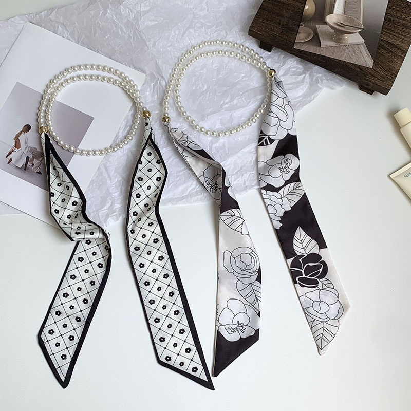 Pequeña bufandas para mujeres de verano 2025 collar de perlas retrógrado francés con bufandas de seda collar decoración clavícula variable correa