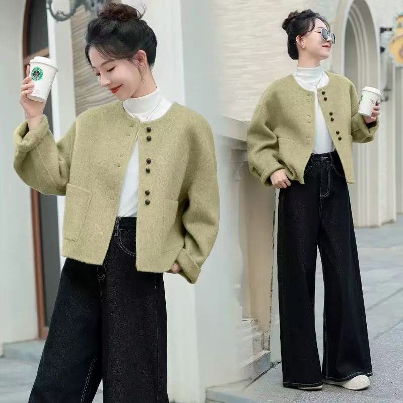 Stylish Woolen Short Coat for Petite Women, New Spring Model, Super Flattering Short Woolen Coat, Slimming and Versatile
