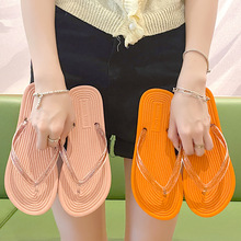 ������Ů�ٴ��Wҫ�r�Л����¿�������캣߅���ΊA�_�����⴩��Ь