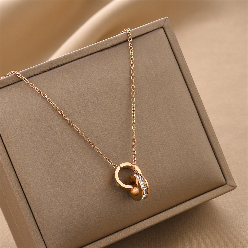 Wedding Occasion Titanium Steel Material Fashion Round Solid Color Titanium Steel Inlay Rhinestones Pendant Necklace