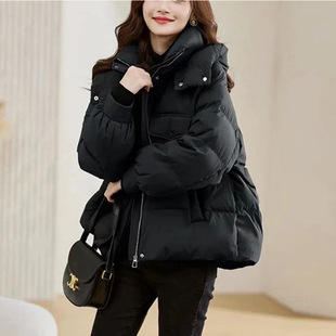 Short cotton-padded jacket women's 2024 winter new cotton-padded jacket Korean version of loose hooded thick warm coat cotton-padded jacket with large buttons