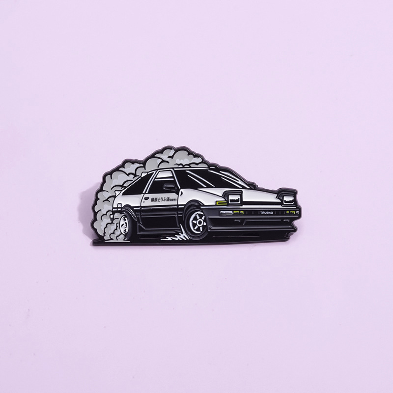 European and American film and television peripheral cartoon car drift creative fashion decorations alloy paint jewelry metal brooch