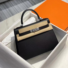 ؛ԴKElly������ţƤŮ���P��������С�μ�б������P������