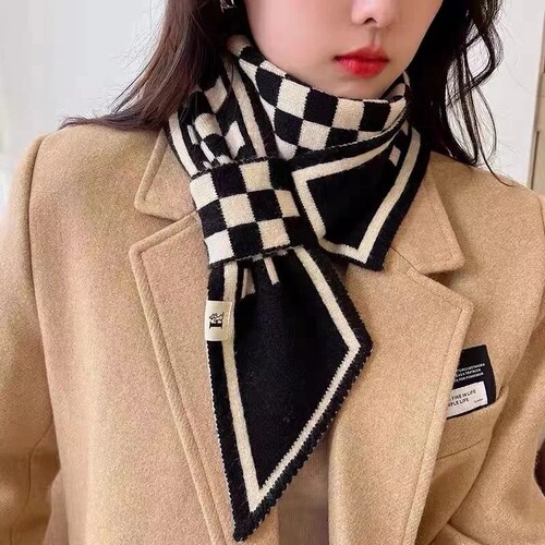Knitted wool lazy cross short scarf for girls, plaid autumn/winter warm and elegant silk scarf, neck warmer small scarf