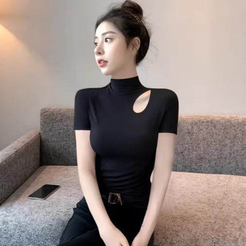 Ribbed One-Piece Half-High Collar Short-Sleeve Slim-Fit T-Shirt with Perforations, Versatile, Skin-Friendly, Soft, and Stylish Design Ribbed One-Piece Half-High Collar Short-Sleeve Slim-Fit T-Shirt with Perforations, Versatile, Skin-Friendly, Soft, and Stylish Design