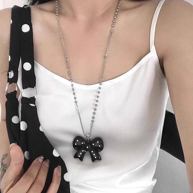 韩系ins波点蝴蝶结吊坠项链女小众个性高级感长款锁骨链叠戴颈链