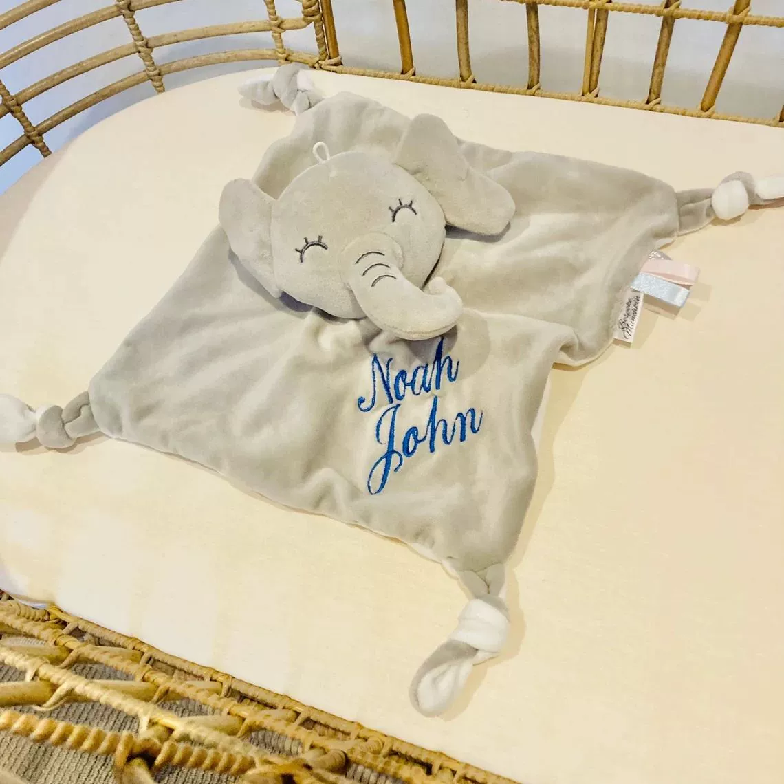 Вышитый мультфильм слон кролик детское успокаивающее Полотенце Кукла успокаивающее полотенце носовой платок плюшевые игрушки