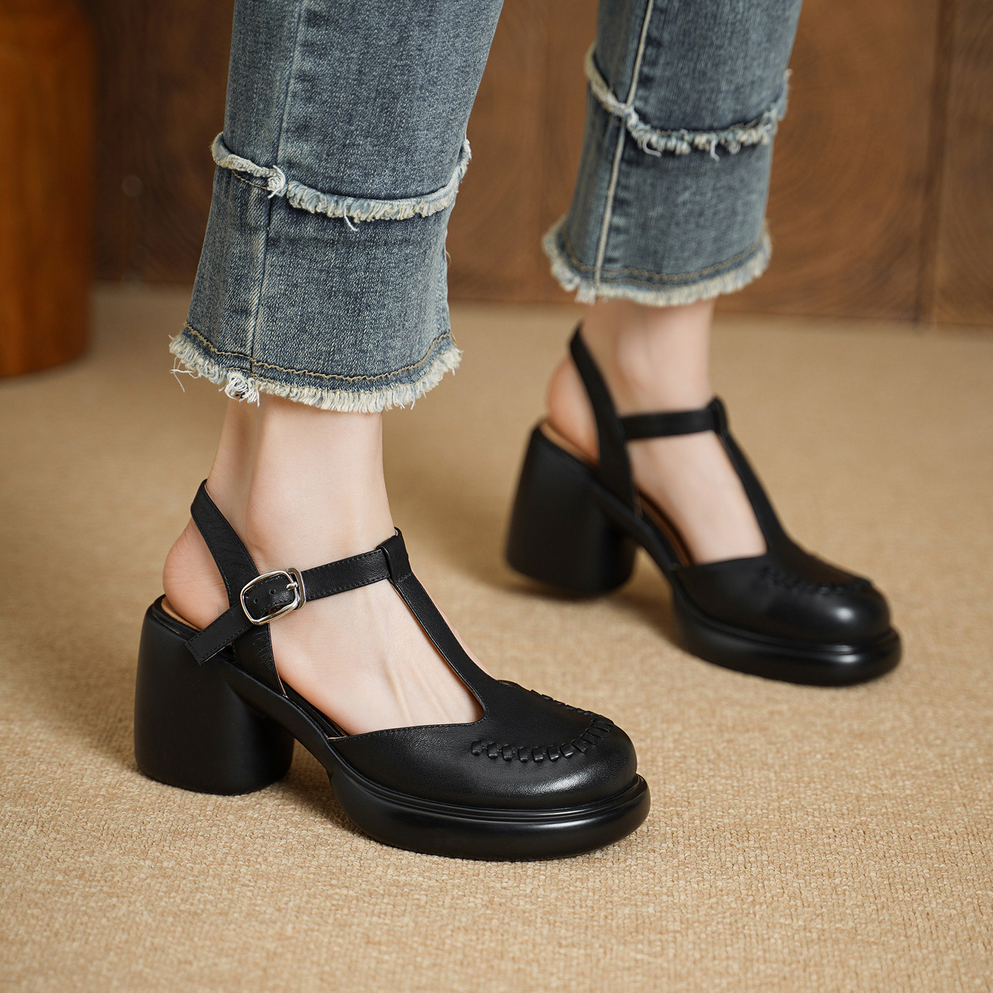Sandal cao gót nữ quai ngang mũi nhọn da bò thật, gót 8 cm đế dày — đen