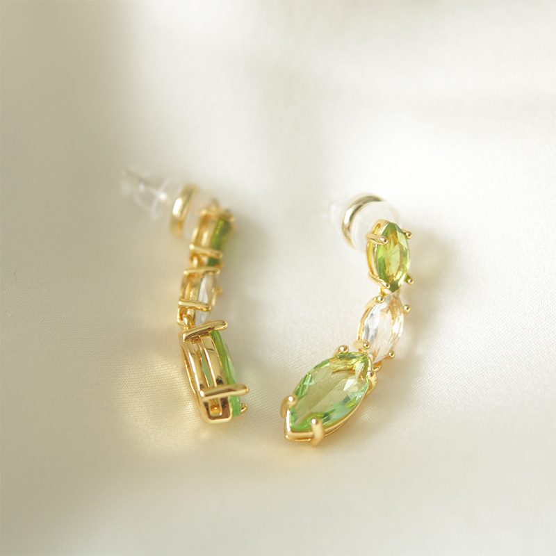 1 Pair Elegant Simple Style Tassel Copper Zircon Drop Earrings display picture 2