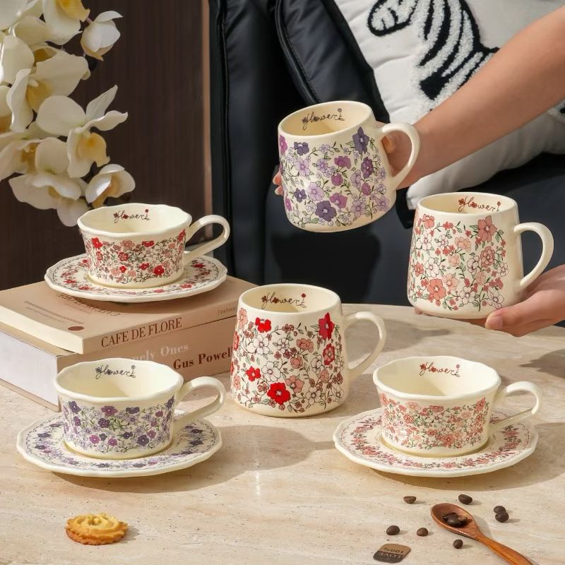 Vintage estilo francés de alto valor visual floral nicho de cerámica taza de agua caja de regalo conjunto de tazas y platos combinación de alta sensación regalo de mano