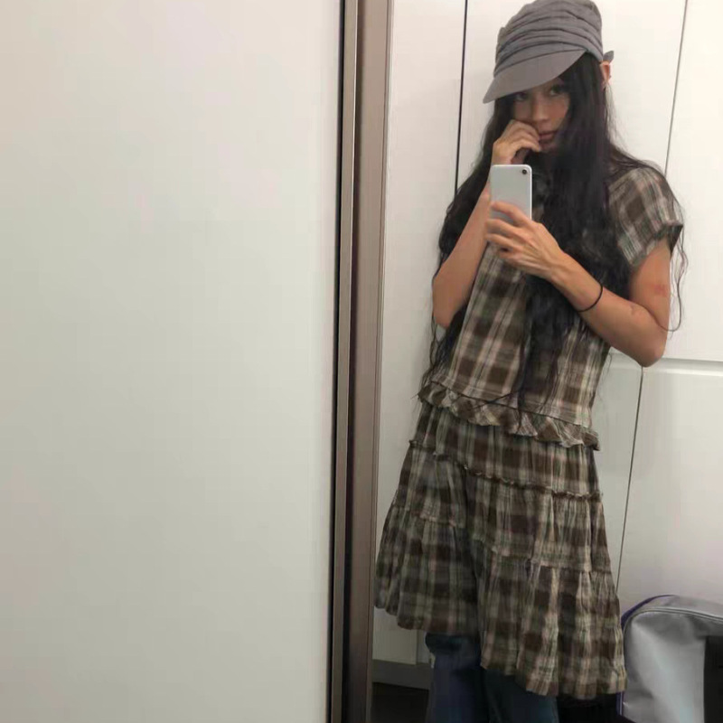 Fan Sun·Xh2026 Spring New Korean Dongdaemun Retro Color-Block Plaid Ruffle Doll Collar Short-Sleeve Dress