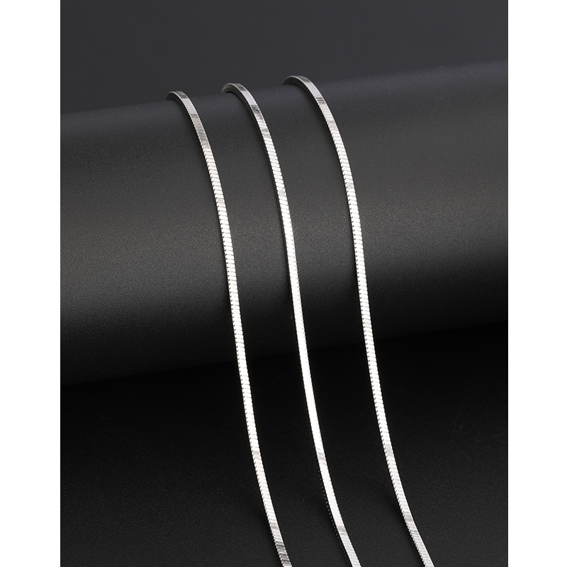 925 plata esterlina 1.5mm cuadrado collar de cadena de hueso de serpiente marca de moda femenina multifuncional cadena de clavícula de alta calidad para hombres chapada en plata platina