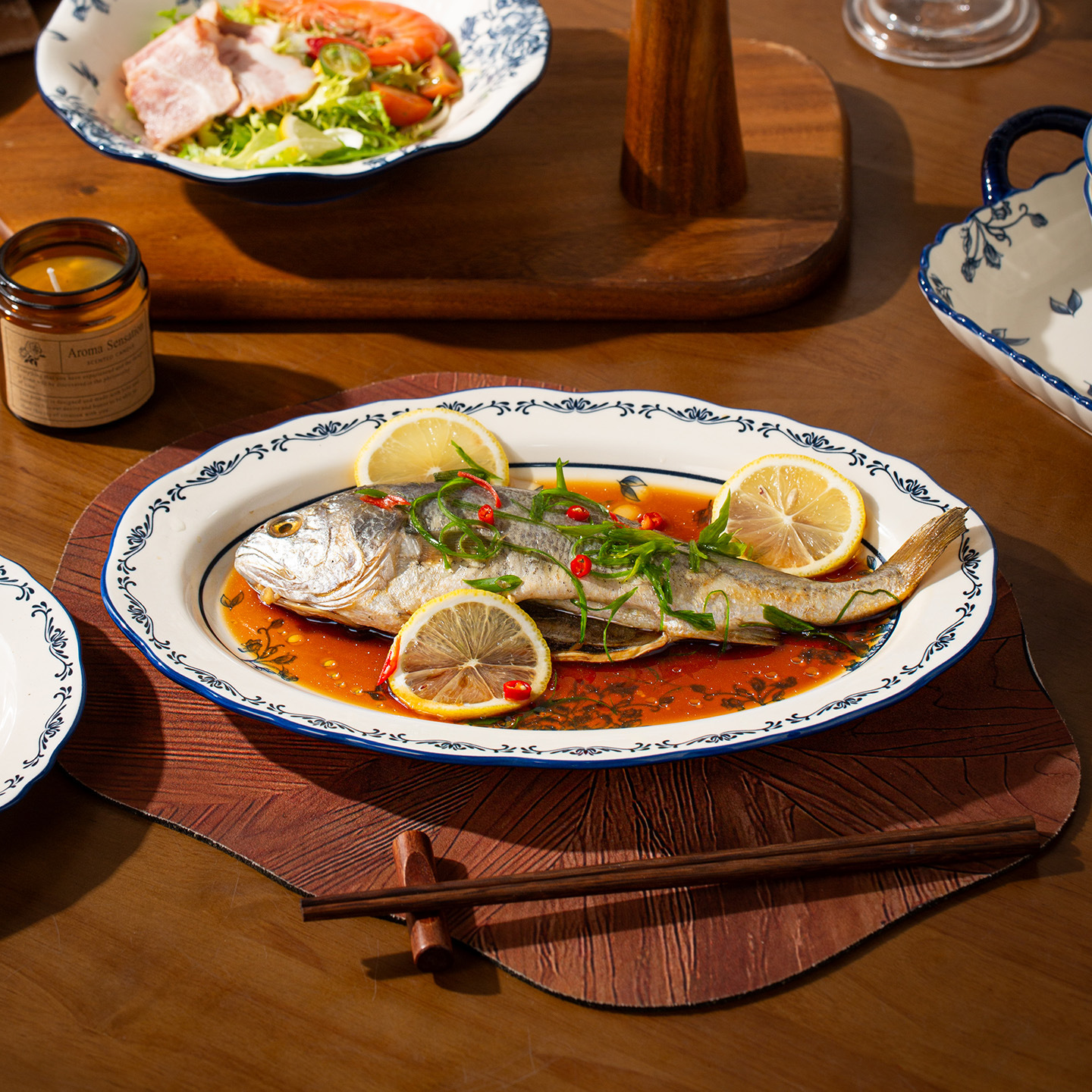 [Cross-Border] Plato de cerámica azul de alto valor de la cara, conjunto de platos de color esmaltados, platos de platos, platos de pescado image 4