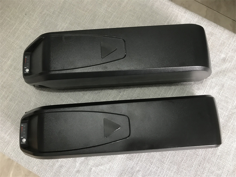 厂家大量现货供应40颗21700和52颗21700电池盒出口跨境一件代发