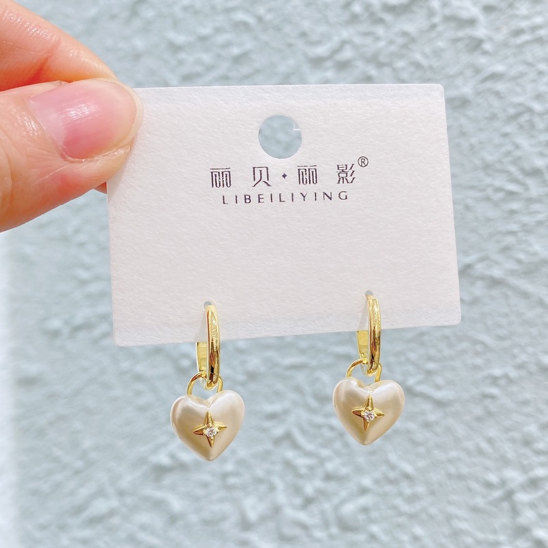 Liyin/Libeliying 新しいパール蝶のイヤリング女性のためのライト高級優しい気質シンプルなイヤリングシルバー針イヤリング|undefined